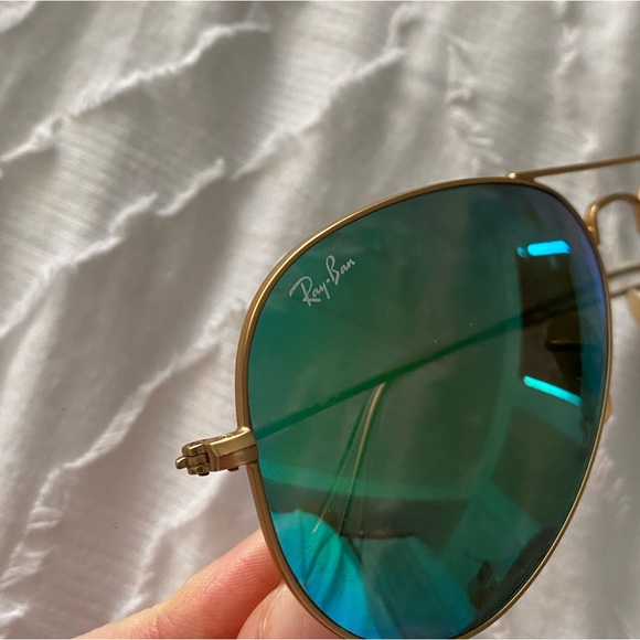 Green Ray-ban aviators - Picture 2 of 5